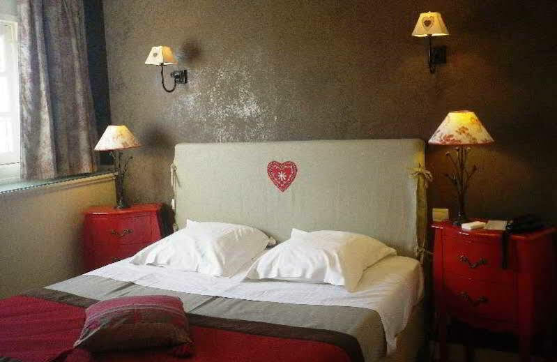 Hotel-Restaurant Ricordeau Loué Екстериор снимка